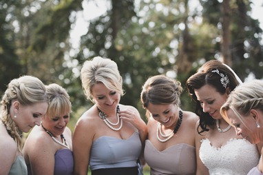 bride and bridesmaids at vintage okanagan wedding by nelson, kelowna, bc, wedding photographer electrify photography