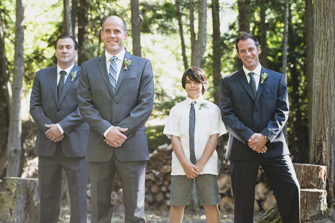 Groomsmen in grey at rustic Kootenay Wedding by Electrify Photography.